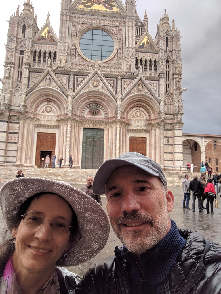 Anne and Paul in front of Duomo si Siena