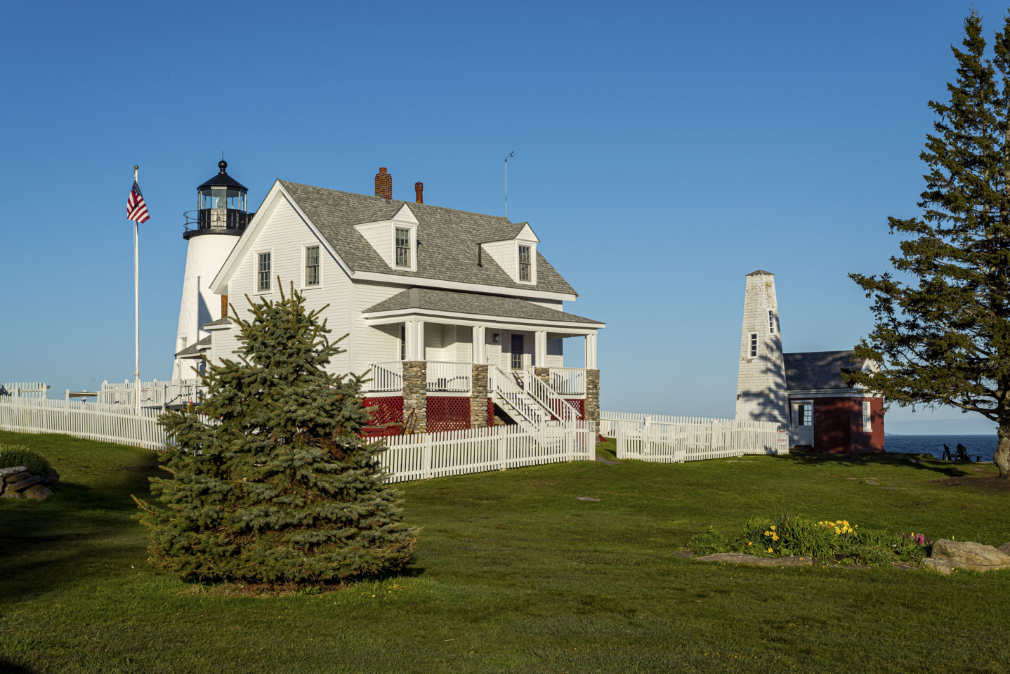 Pemaquid Lighthouse and foghorn
