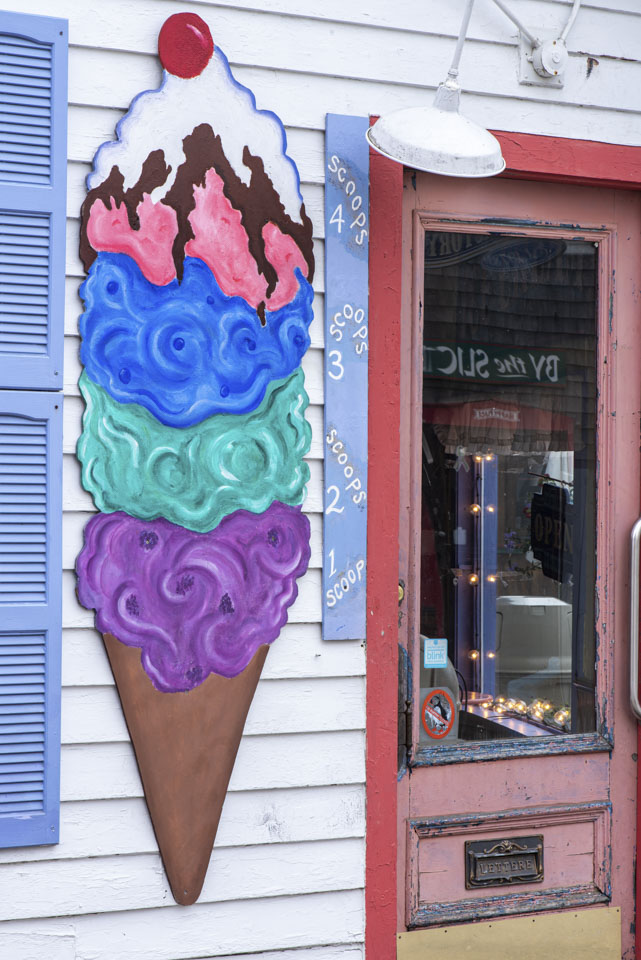 sign at the door of the Downeast Ice Cream Factory
