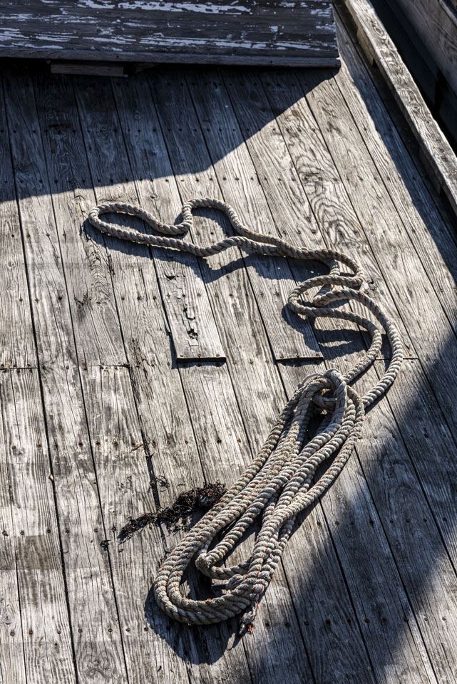 A rope on a pier