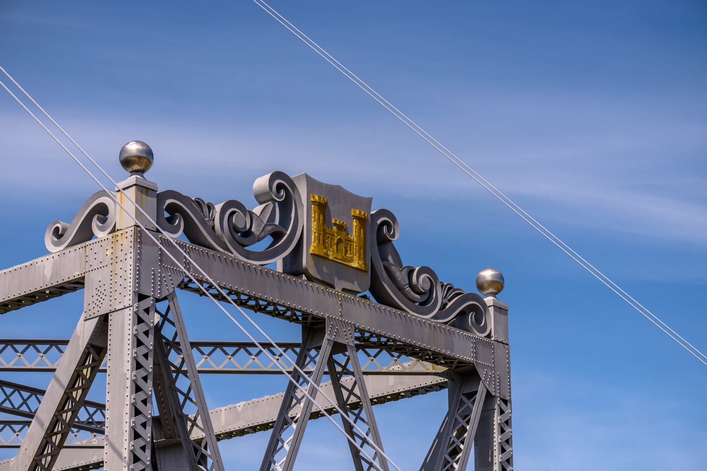 close-up of the top of the railroad bridge over the Cape Code Canal